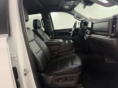 2025 GMC Sierra 1500 4WD Crew Cab Short Box SLT