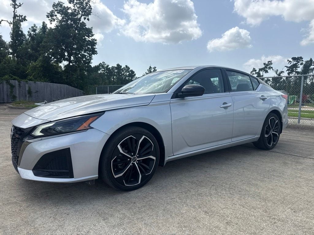 2025 Nissan Altima SR FWD