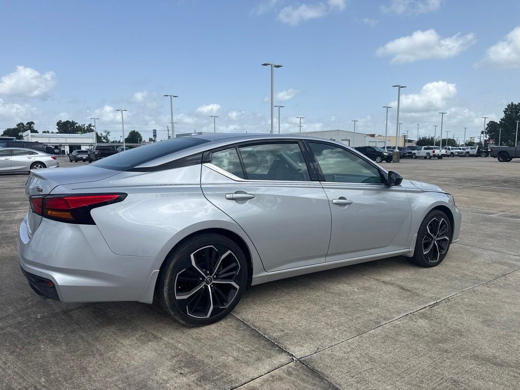 2025 Nissan Altima SR FWD