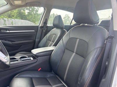 2025 Nissan Altima SR FWD