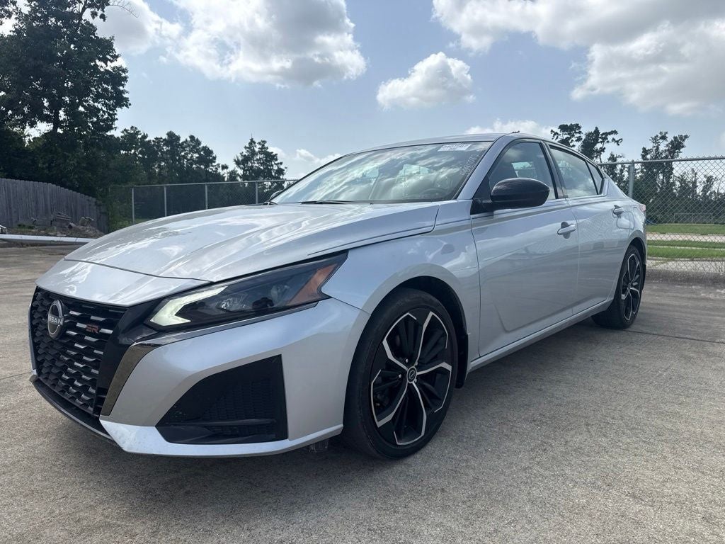 2025 Nissan Altima SR FWD