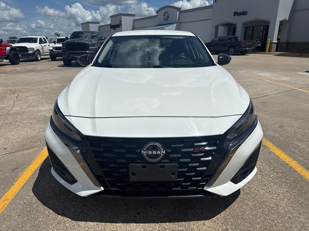 2025 Nissan Altima SR FWD