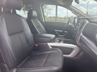 2019 Nissan TITAN PRO-4X