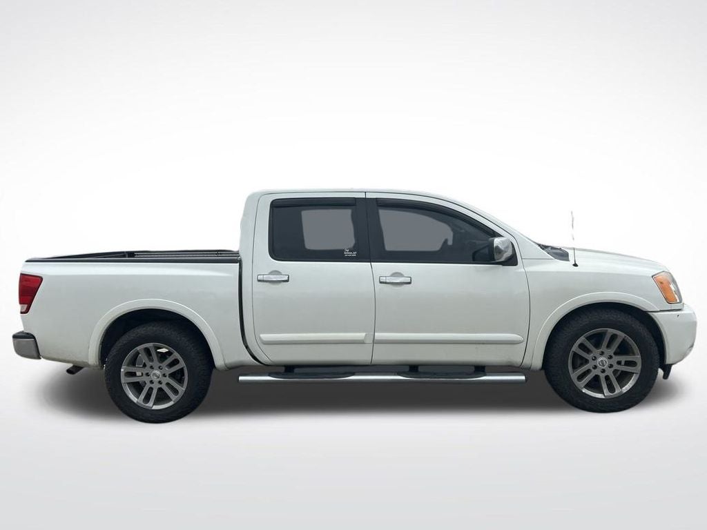 2015 Nissan Titan SL