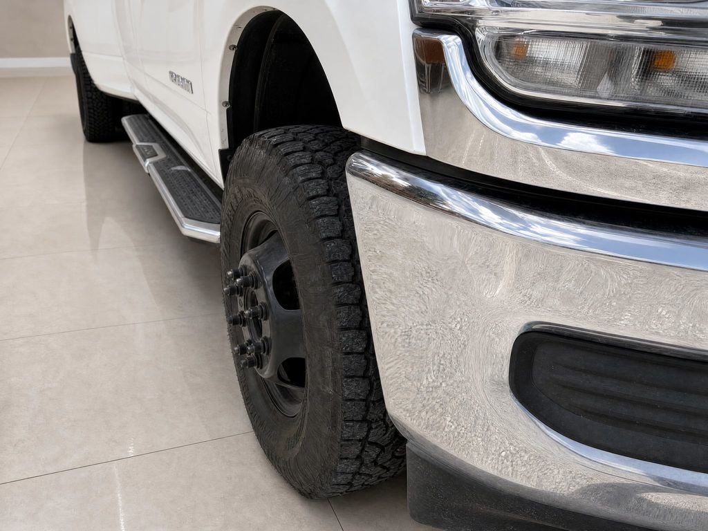 2020 RAM 3500 Big Horn Crew Cab 4x4 8' Box