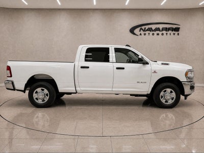 2020 RAM 3500 Big Horn Crew Cab 4x4 8' Box