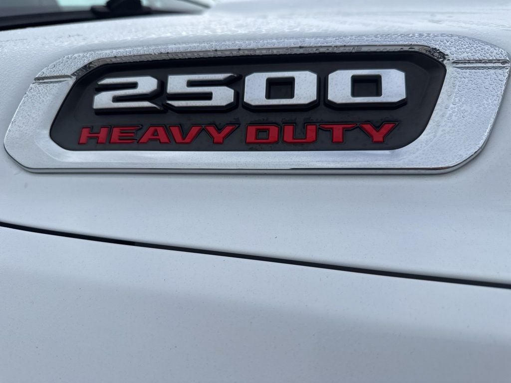 2020 RAM 2500 Tradesman Crew Cab 4X4 6'4' Box