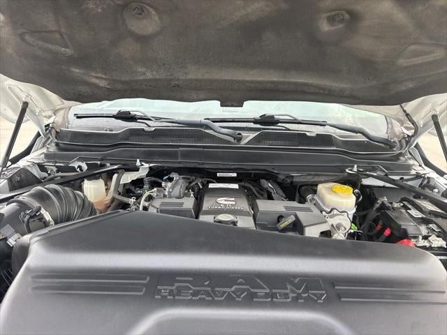 2020 RAM 2500 Tradesman Crew Cab 4X4 6'4' Box