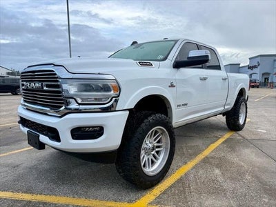 2022 RAM 2500 Laramie Crew Cab 4x4 6'4' Box
