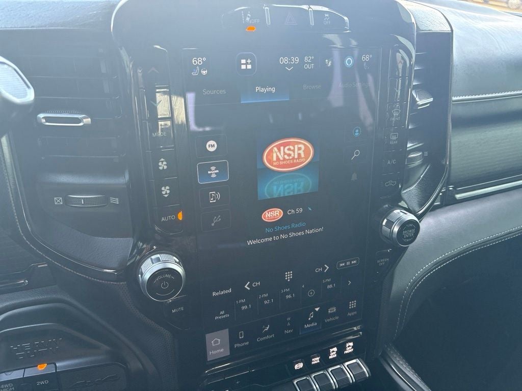 2022 RAM 2500 Limited Mega Cab 4x4 6'4' Box