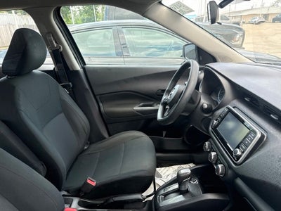 2024 Nissan Kicks S Xtronic CVT