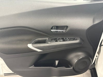 2023 Nissan Kicks SV Xtronic CVT