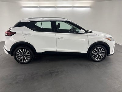 2023 Nissan Kicks SV Xtronic CVT