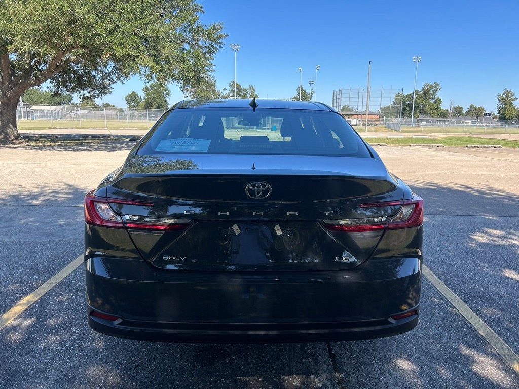 2025 Toyota Camry LE
