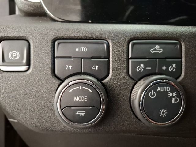 2025 Chevrolet Silverado 1500 LT LT1