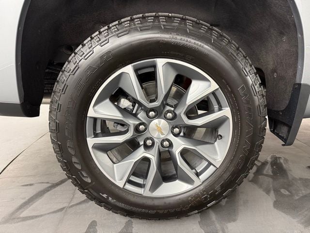 2025 Chevrolet Silverado 1500 LT LT1