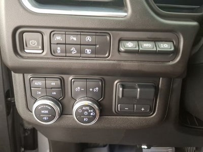 2023 GMC Yukon XL AT4