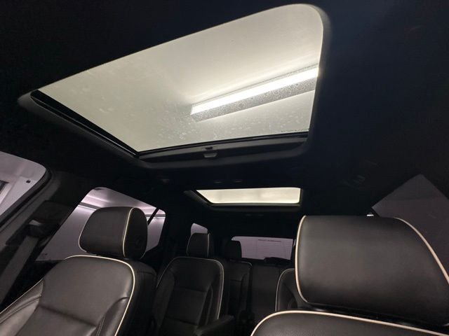2023 Chevrolet Traverse Premier — photo 32