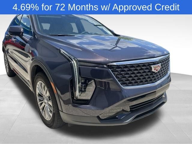 2025 Cadillac XT4 Premium Luxury