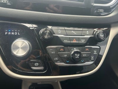 2018 Chrysler Pacifica Touring Plus