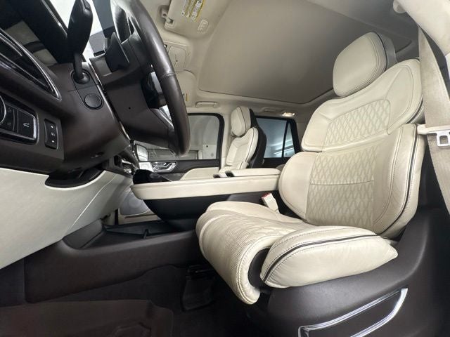 2020 Lincoln Navigator Black Label