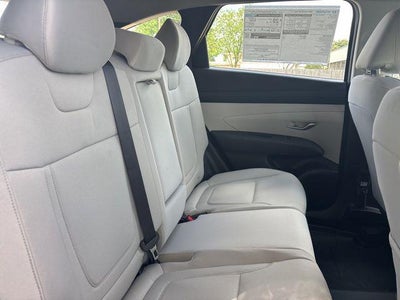 2026 Hyundai TUCSON SE FWD