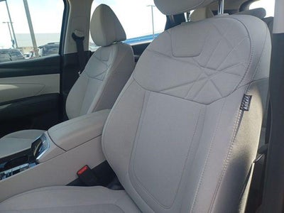 2026 Hyundai TUCSON SE FWD