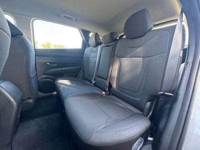 2026 Hyundai TUCSON SE FWD