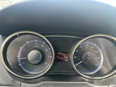 2013 Hyundai SONATA GLS