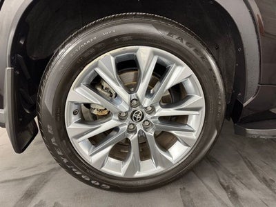 2022 Toyota Highlander Hybrid Limited