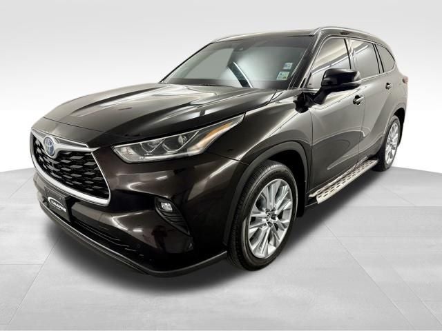 2022 Toyota Highlander Hybrid Limited