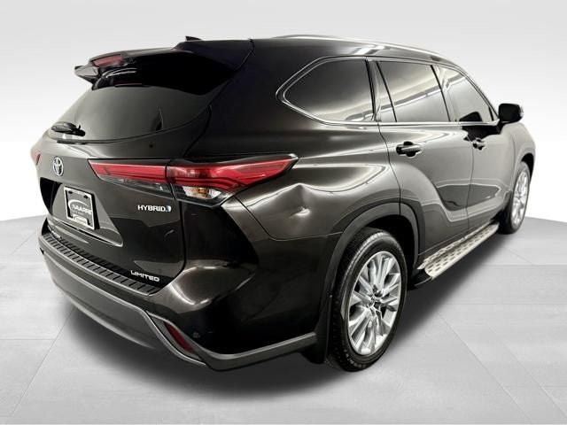 2022 Toyota Highlander Hybrid Limited