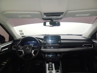 2023 Mitsubishi Outlander SEL