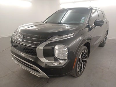 2023 Mitsubishi Outlander SEL