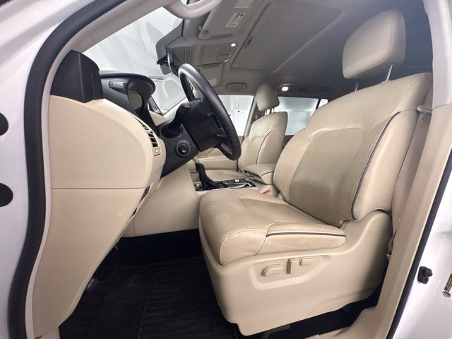 2022 INFINITI QX80 LUXE