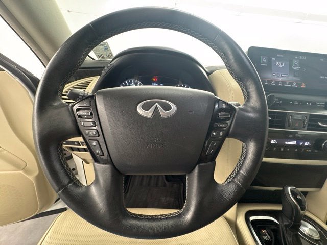 2022 INFINITI QX80 LUXE