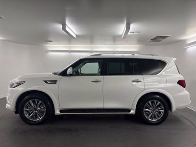 2022 INFINITI QX80 LUXE