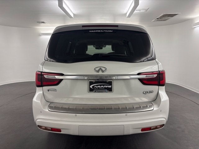 2022 INFINITI QX80 LUXE