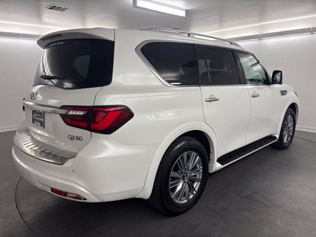2022 INFINITI QX80 LUXE
