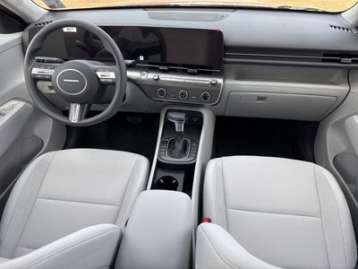 2026 Hyundai KONA SE