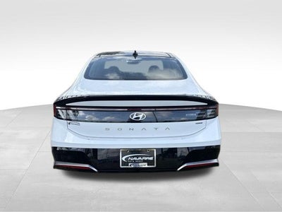 2026 Hyundai SONATA HYBRID SEL