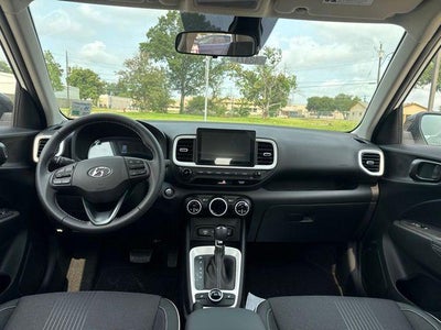2026 Hyundai VENUE SEL W/Two-Tone Roof