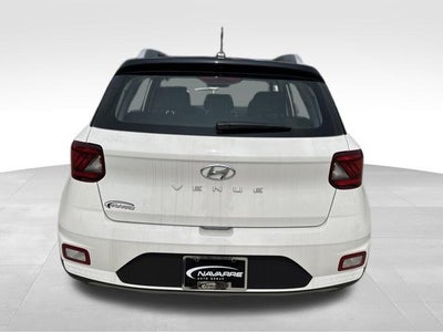 2026 Hyundai VENUE SEL W/Two-Tone Roof