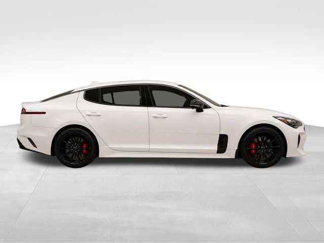 2022 Kia Stinger GT2 — photo 8