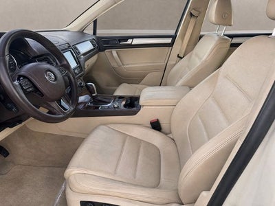 2012 Volkswagen Touareg VR6 FSI Sport