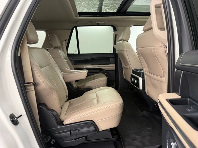 2022 Ford Expedition Max XLT