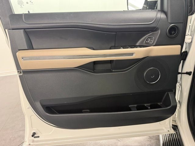 2022 Ford Expedition Max XLT