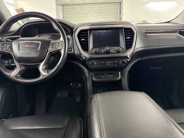 2022 GMC Acadia AT4