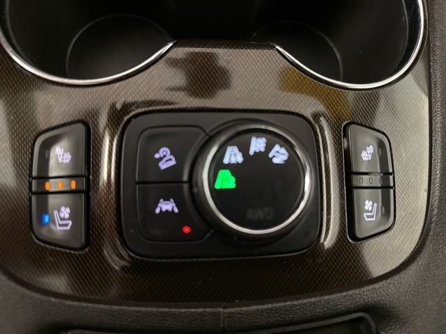 2022 GMC Acadia AT4