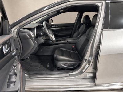 2023 Nissan Maxima SR
